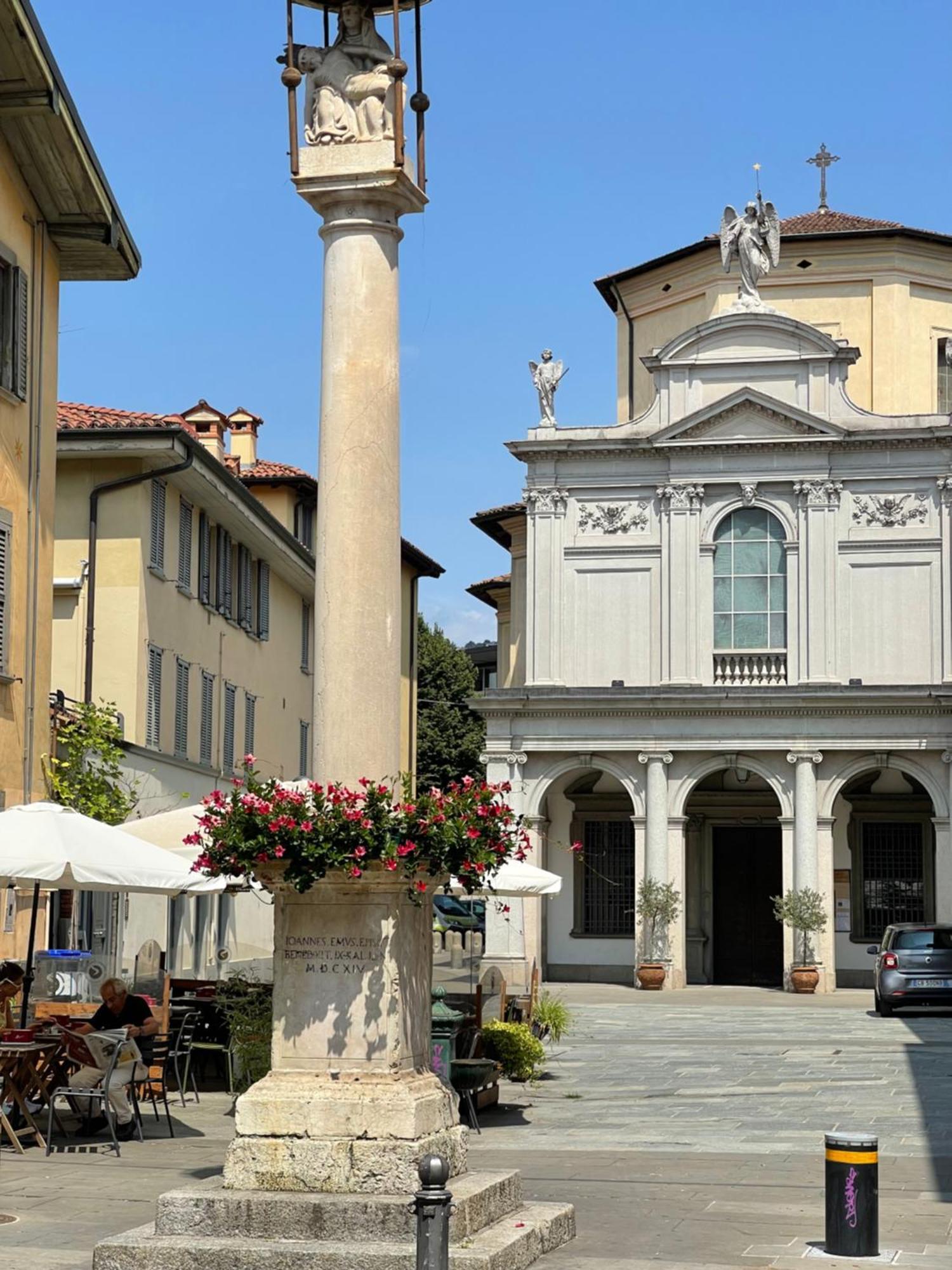La Casina Di Alessia Bérgamo Exterior foto